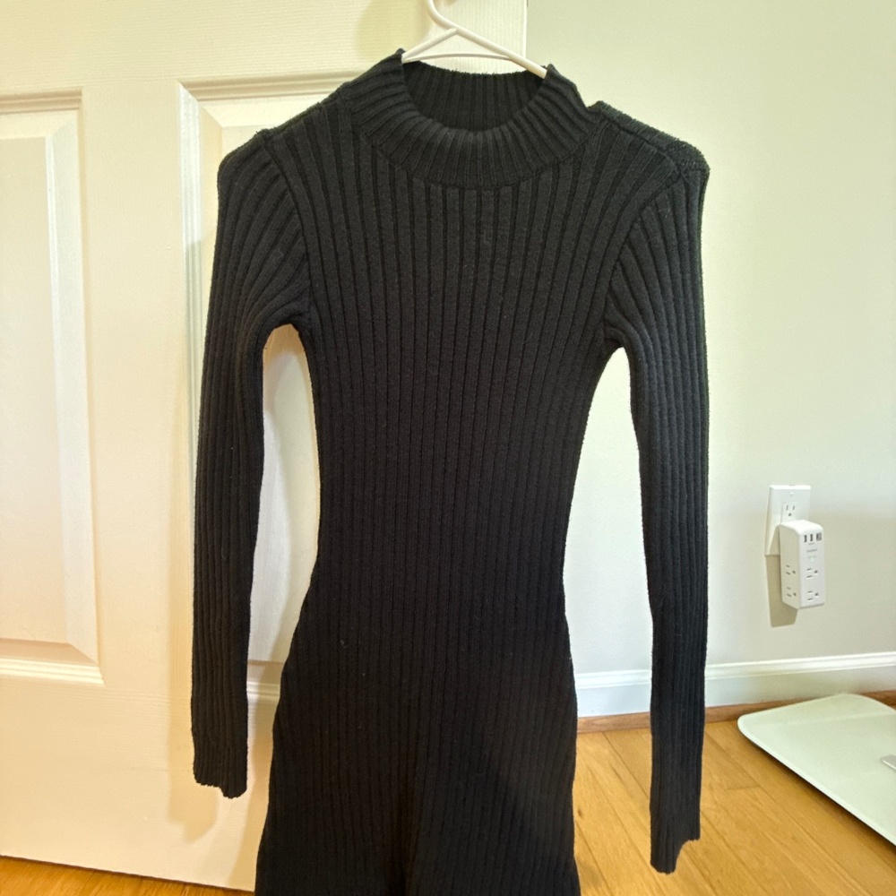 Hollister black sweater dress - XS